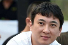 一线吃瓜 娱乐圈,喻闻的吃瓜日常与娱乐圈风云